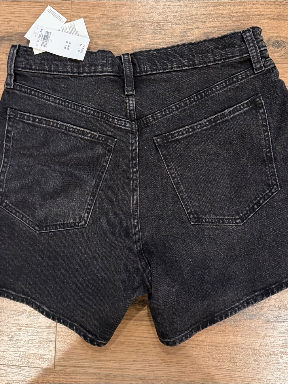 Abercrombie & Fitch The Dad Short - Picture 2 of 3